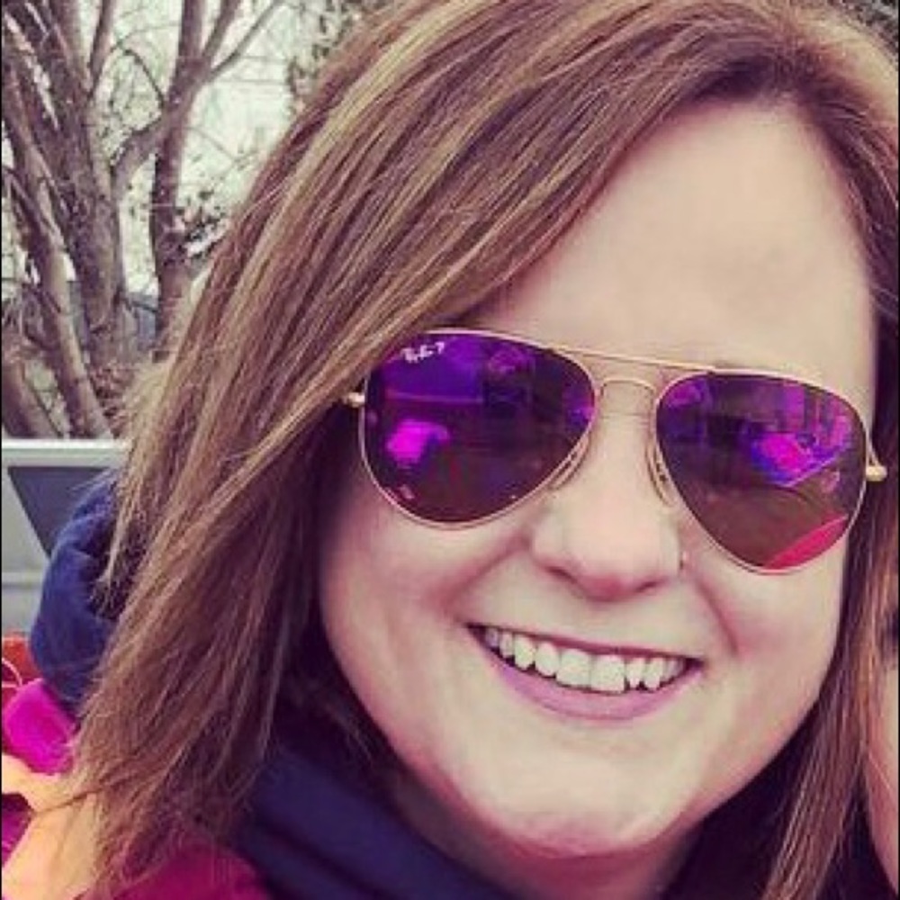 Meet your Posher, Jeanine
